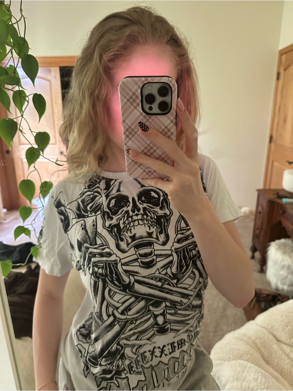 Y2K White Graphic Skull Tee